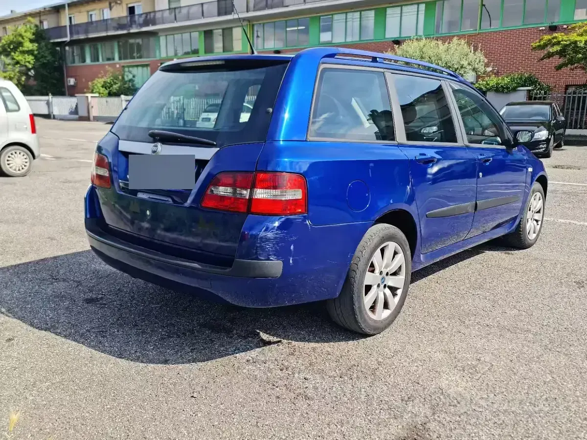 Usata Fiat Stilo 120 CV (88 kW) 2007 Blu Station wagon