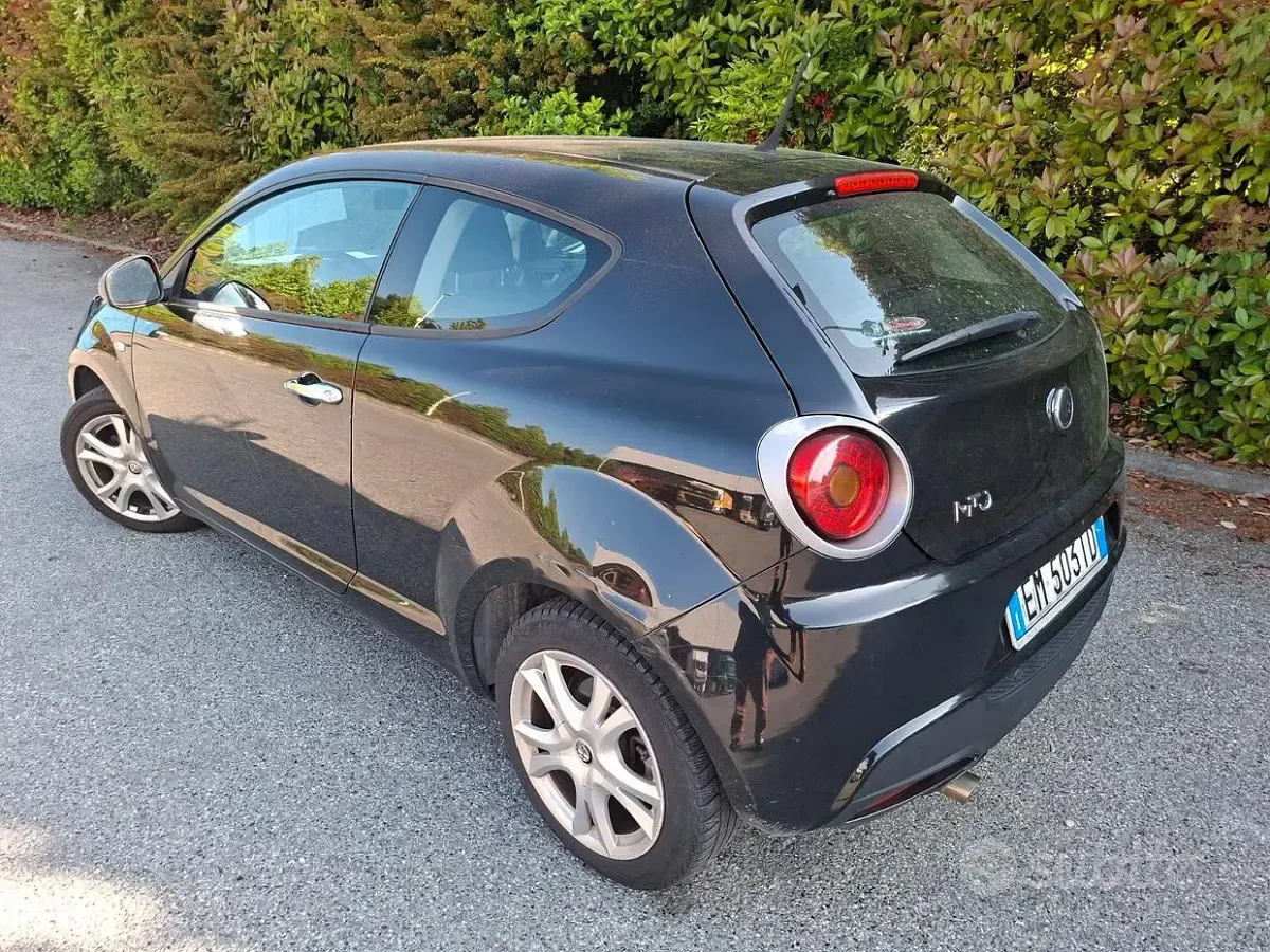 Usata Alfa Romeo MiTo 70 CV (51 kW) 2012 Nero Utilitaria