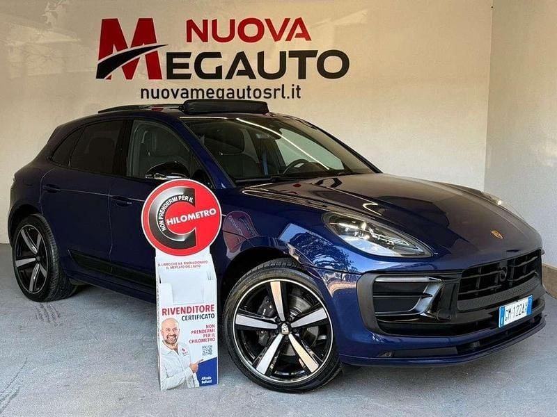Blu Usata 2023 Porsche Macan SUV | 62.990 € (Buon prezzo) - Immagine 1/4