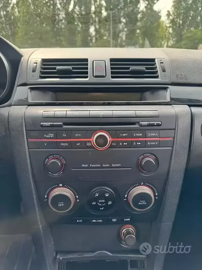 Usata Mazda 3 109 CV (80 kW) 2005 Rosso Berlina