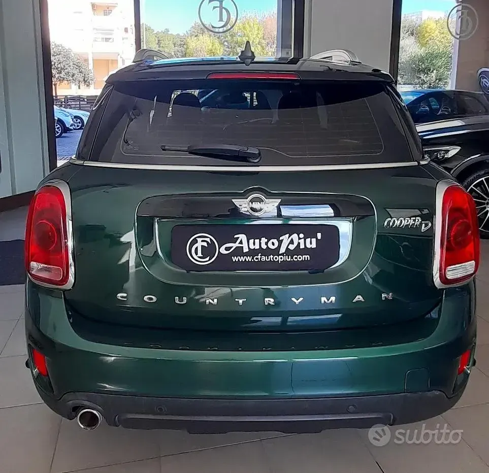 Usata Mini Cooper D Countryman Business 150 CV (110 kW) 2017 Verde SUV