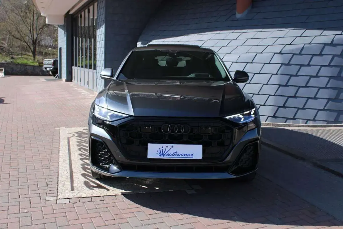 Nuova Audi Q8 286 CV (210 kW) 2026 Grigio SUV