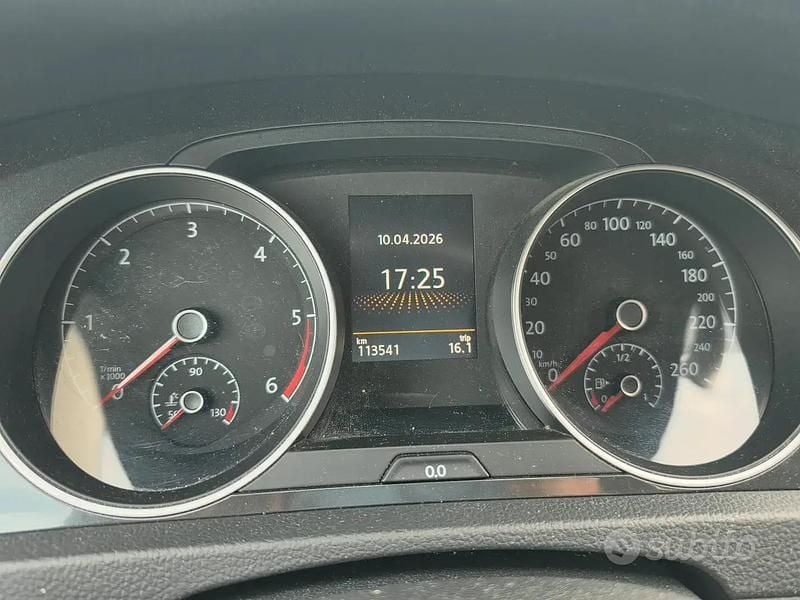 Usata VW Golf VII Business 116 CV (85 kW) 2017 Grigio Station wagon