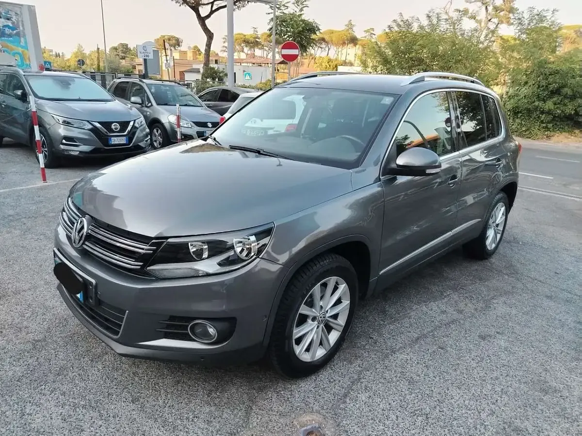 Usata VW Tiguan 140 CV (102 kW) 2013 Grigio SUV