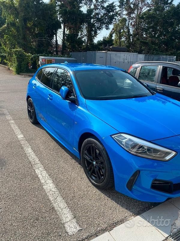 Usata BMW 118 M Sport 150 CV (110 kW) 2020 Blu Utilitaria