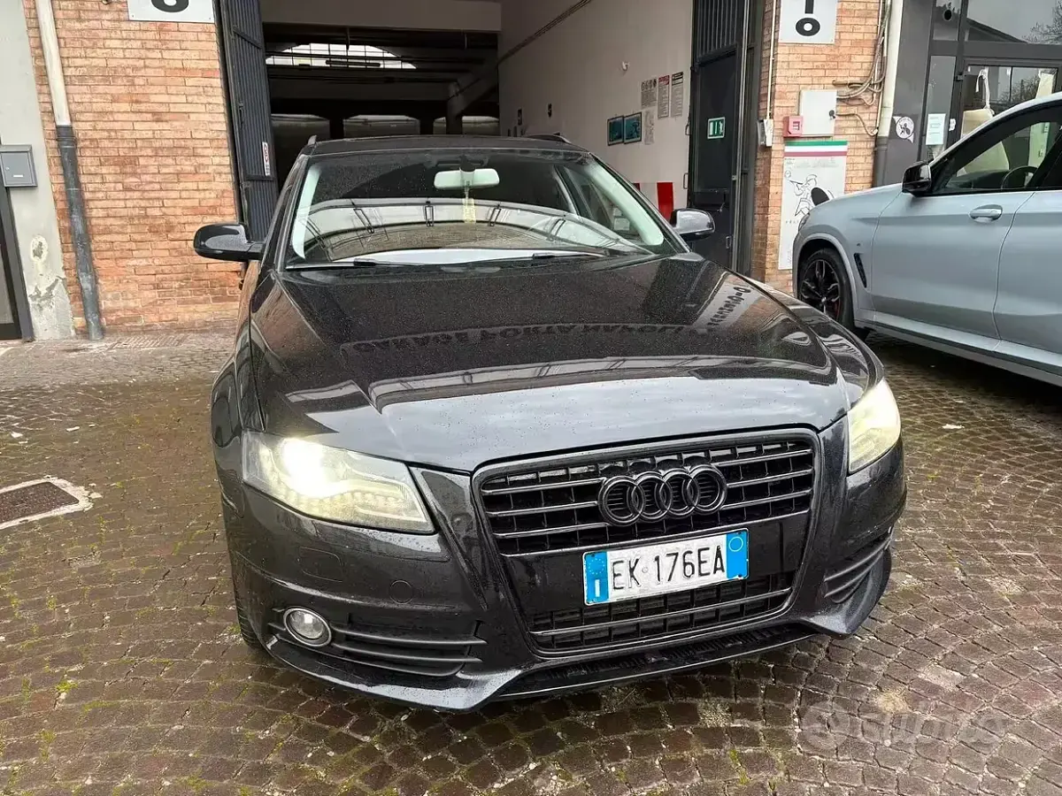 Usata Audi A4 170 CV (125 kW) 2011 Nero Berlina