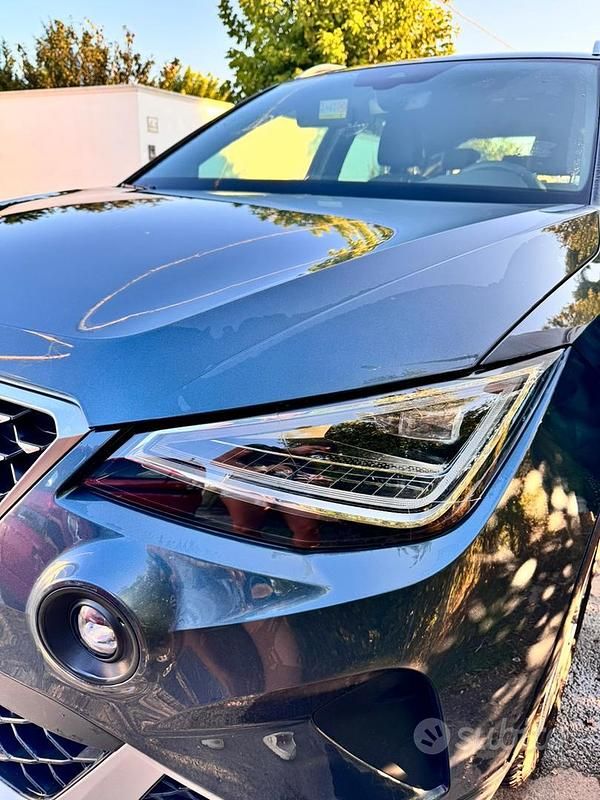 Grigio Usata 2022 Seat Arona Xperience SUV | 16.500 € (Buon prezzo) - Immagine 1/4