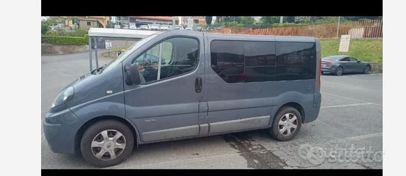 Usata Renault Trafic 80 CV (58 kW) 2012 Monovolume