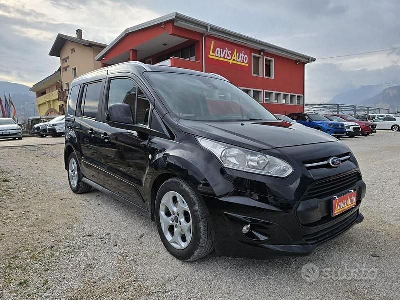 Usata Ford Tourneo Connect Titanium 120 CV (88 kW) 2016 Nero Monovolume