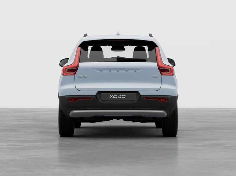 Nuova Volvo XC40 163 CV (119 kW) 2025 Nero SUV