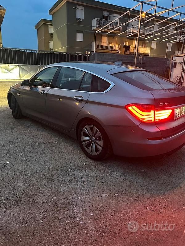 Usata BMW 530 Gran Turismo 245 CV (180 kW) 2010 Grigio Berlina
