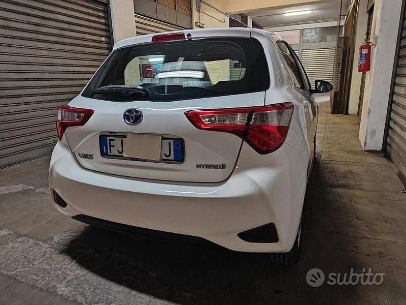 Usata Toyota Yaris 2017 Bianco Berlina