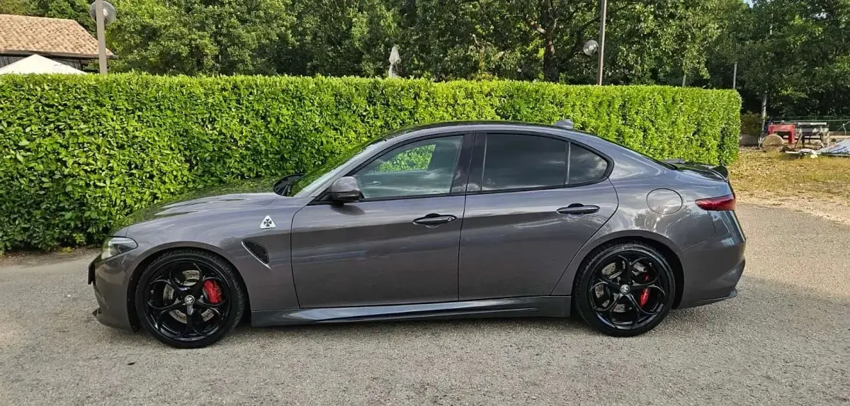 Usata Alfa Romeo Giulia Quadrifoglio 510 CV (375 kW) 2016 Grigio Berlina