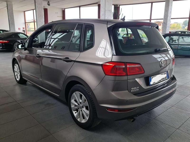 Usata VW Golf Sportsvan Comfortline 110 CV (80 kW) 2014 Grigio Monovolume