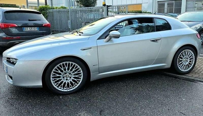 Usata Alfa Romeo Brera 185 CV (136 kW) 2006 Argento Coupé