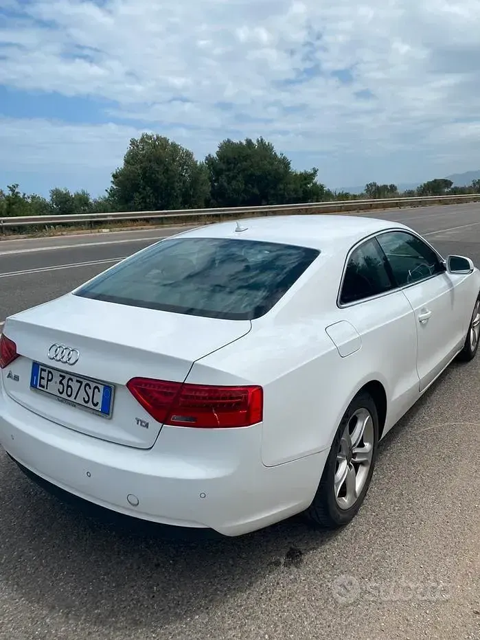 Gebraucht Audi A5 177 PS (130 kW) 2013 Weiß Coupé