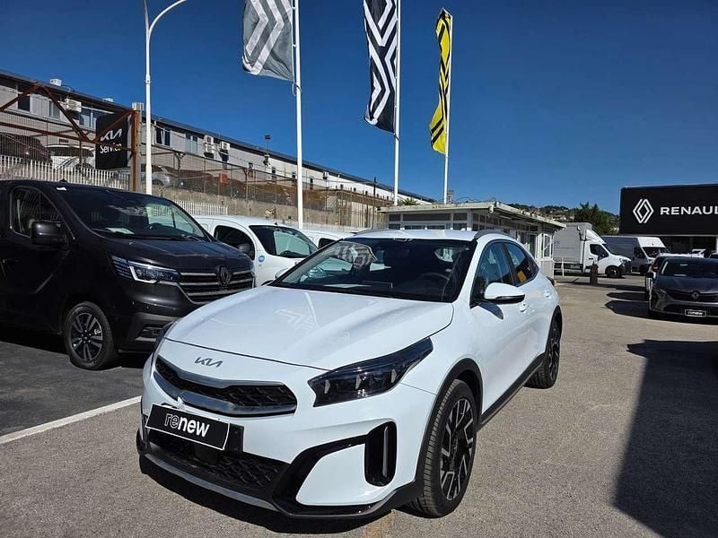 Bianco Usata 2024 Kia XCeed SUV | 22.900 € (Buon prezzo) - Immagine 1/4