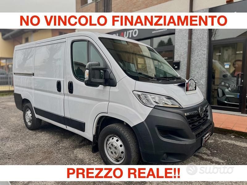 Bianco Usata 2022 Opel Movano Berlina | 17.299 € (Cara) - Immagine 1/4