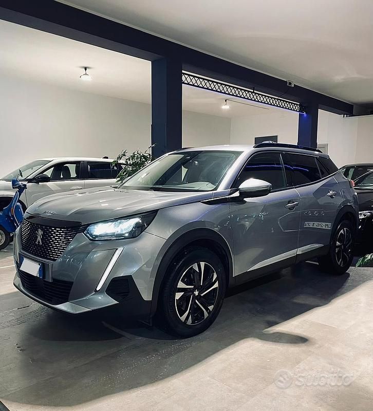 Usata Peugeot 2008 Allure 131 CV (96 kW) 2021 Grigio SUV