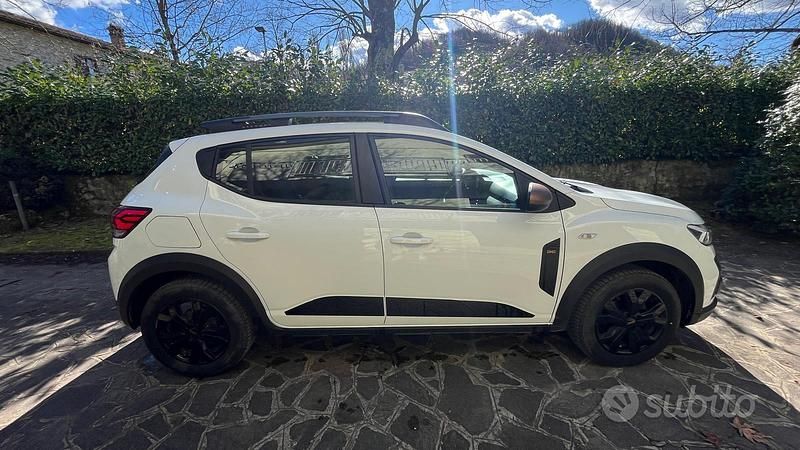 Occasion Dacia Sandero Extreme 110 PK (80 kW) 2024 Wit Sedan
