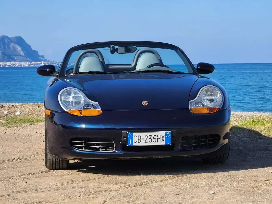 Usata Porsche 986 Boxster 204 CV (150 kW) 1997 Blu/azzurro Cabrio