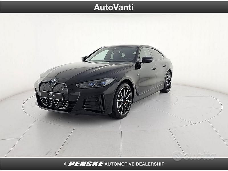 Nero Usata 2024 BMW i4 M Sport Tre volumi | 60.900 € - Immagine 1/4