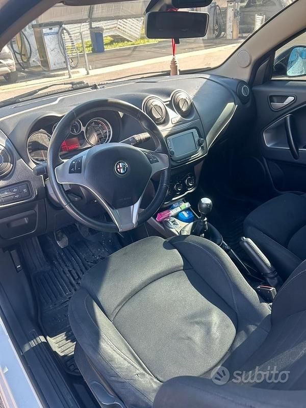 Usata Alfa Romeo MiTo 85 CV (62 kW) 2014 Bianco Utilitaria
