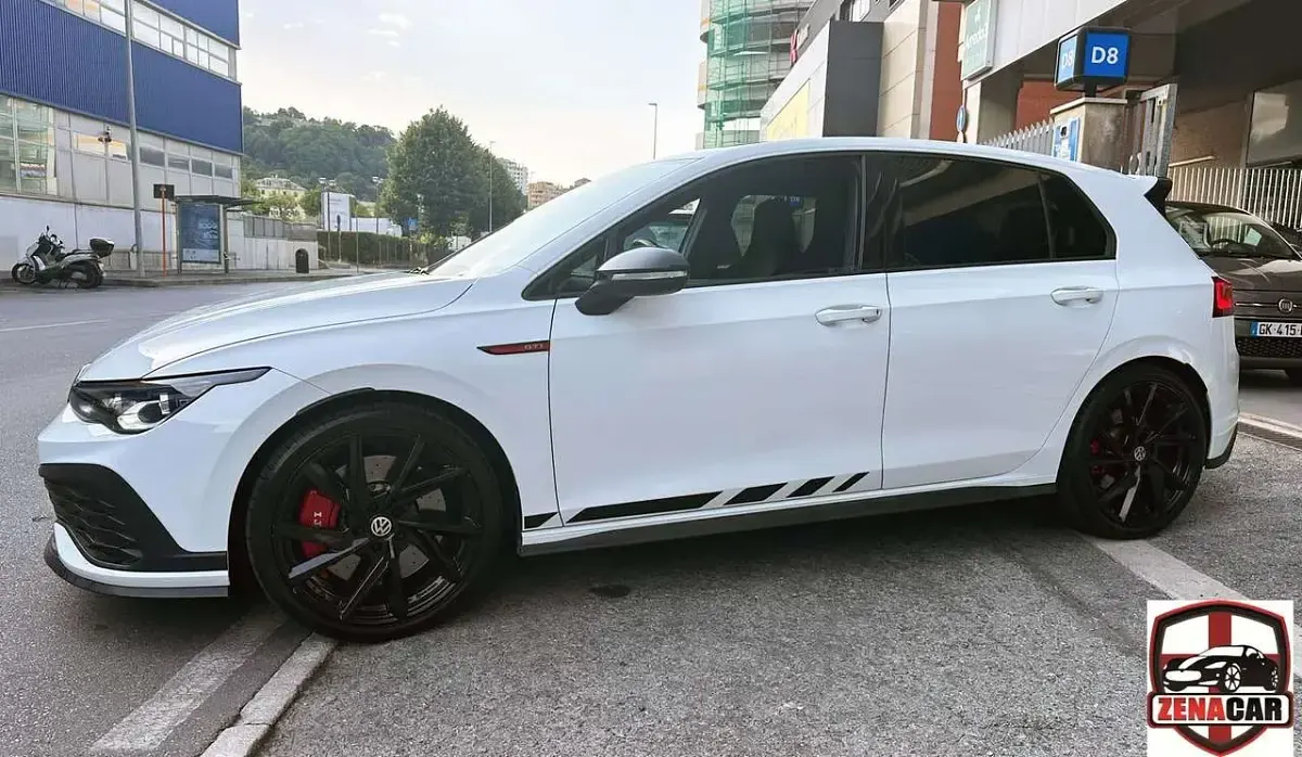 Usata VW Golf VIII GTI Clubsport 320 CV (235 kW) 2022 Bianco Berlina