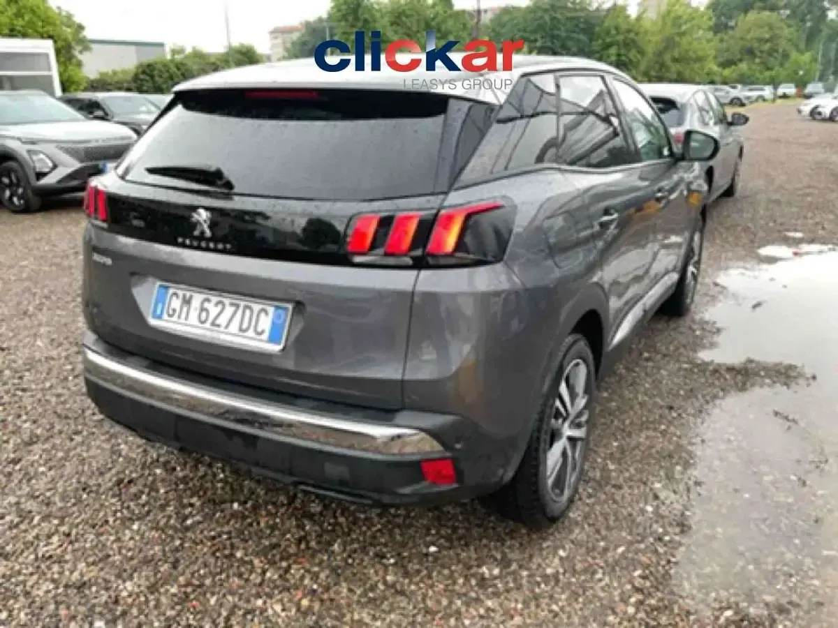 Usata Peugeot 3008 Allure 131 CV (96 kW) 2022 Grigio SUV