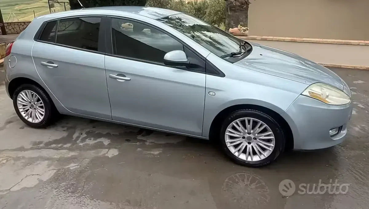 Usata Fiat Bravo Emotion 120 CV (88 kW) 2008 Grigio Utilitaria