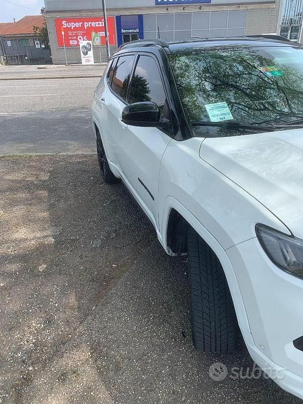 Usata Jeep Compass 131 CV (96 kW) 2022 Bianco SUV