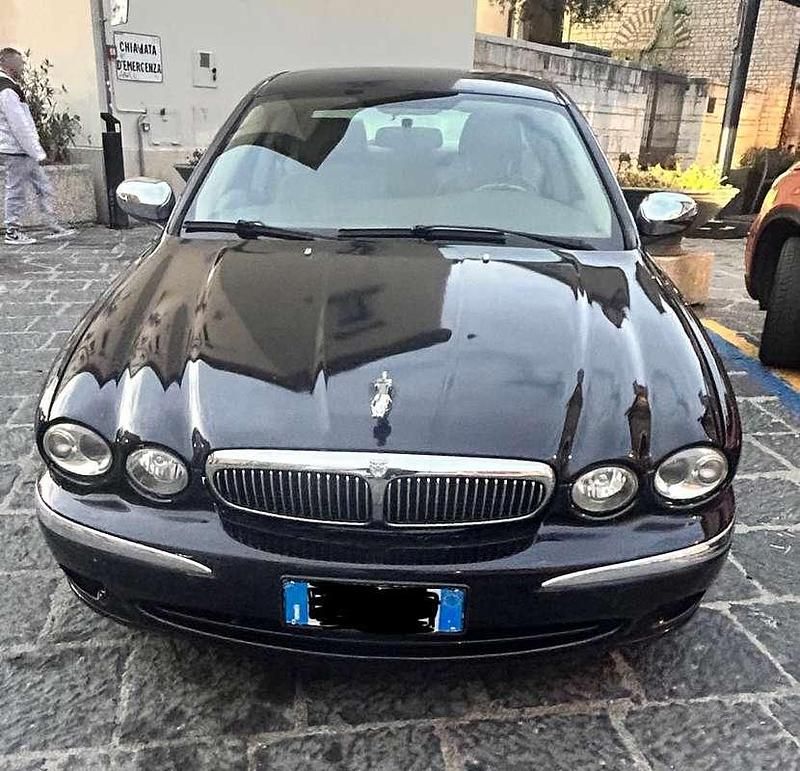 Usata Jaguar X-type 155 CV (114 kW) 2007 Nero Berlina