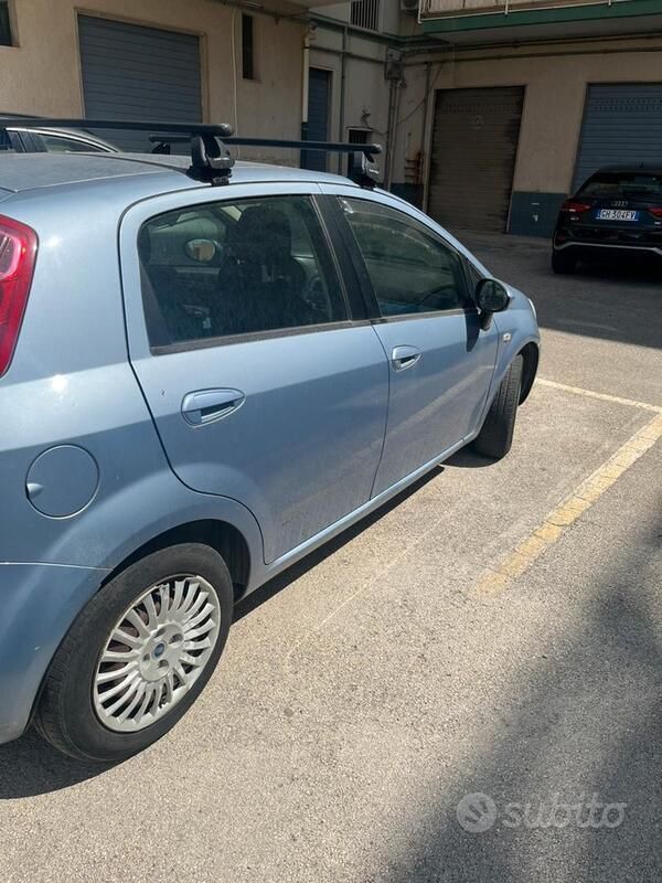 Usata Fiat Grande Punto 75 CV (55 kW) 2006 Blu Utilitaria