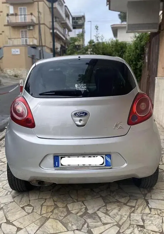 Usata Ford Ka 69 CV (50 kW) 2010 Grigio Utilitaria