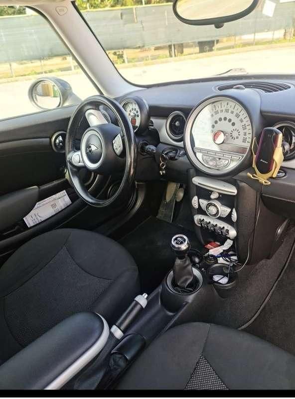 Usata Mini Cooper D 109 CV (80 kW) 2009 Utilitaria