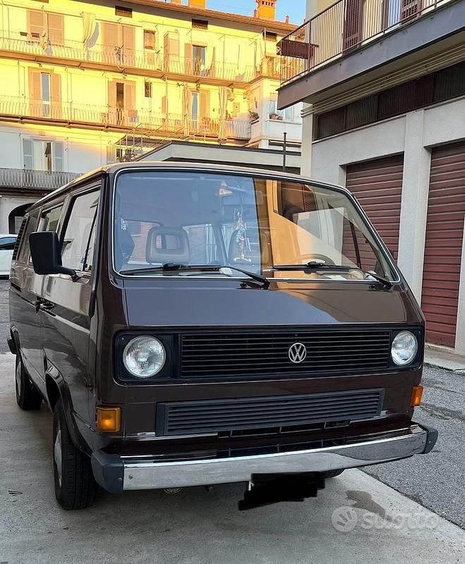 Usata VW Caravelle 1985 Marrone Monovolume