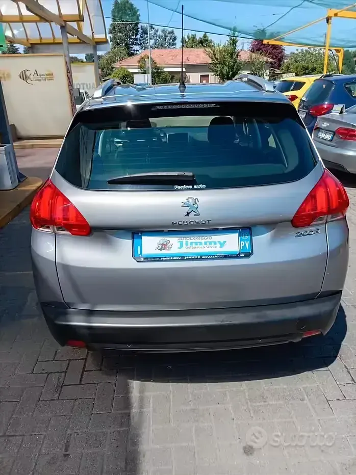 Usata Peugeot 2008 Access 82 CV (60 kW) 2013 Grigio SUV
