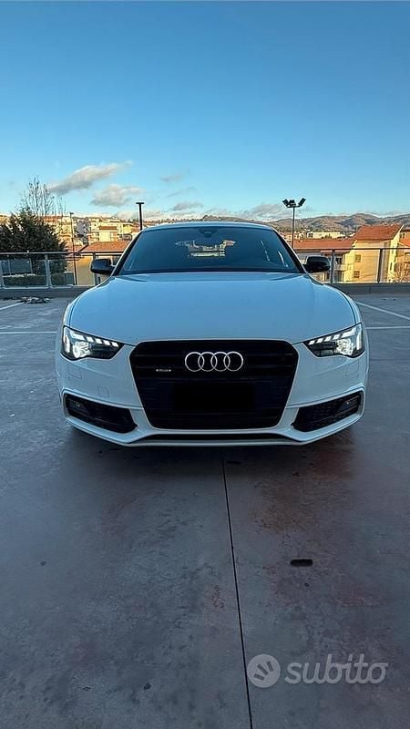Begagnad Audi A5 S-line plus 2015 Vit Sportkupé