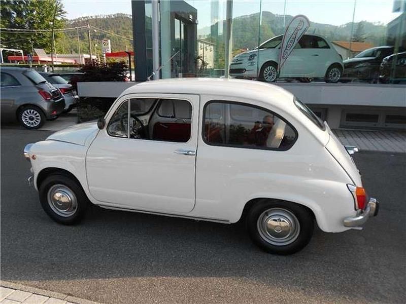 Usata Fiat 750 33 CV (24 kW) 1967 Bianco Utilitaria