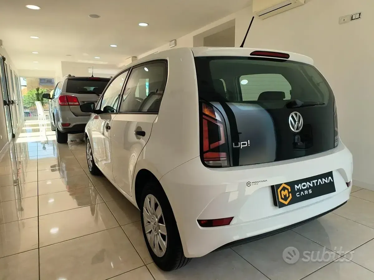 Usata VW up! Move 60 CV (44 kW) 2018 Bianco Utilitaria