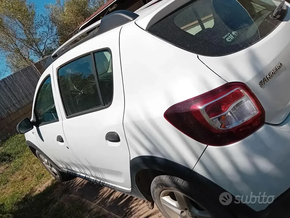 Usata Dacia Sandero 90 CV (66 kW) 2016 Bianco Berlina