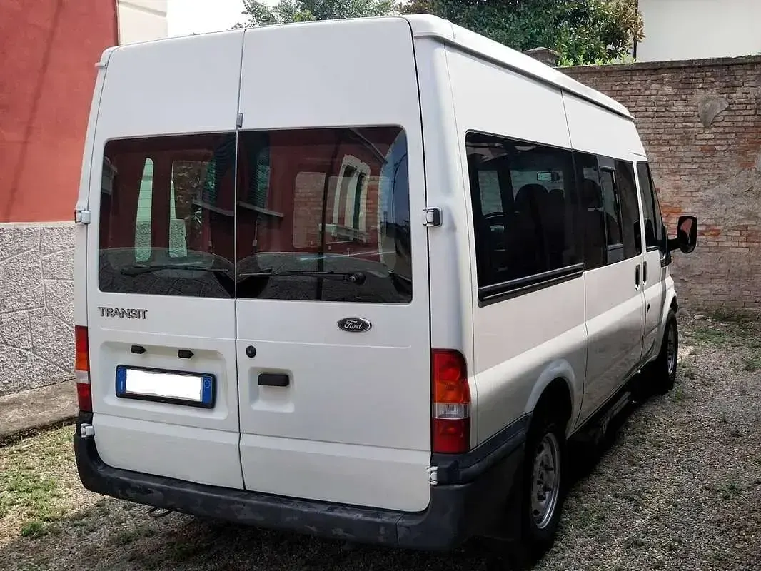 Usata Ford Transit 90 CV (66 kW) 2001 Bianco Furgone