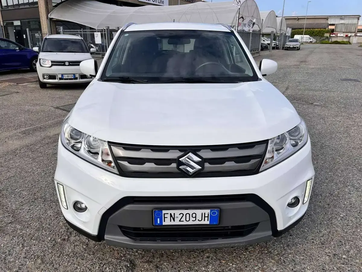 Usata Suzuki Vitara Cool 120 CV (88 kW) 2018 Bianco SUV