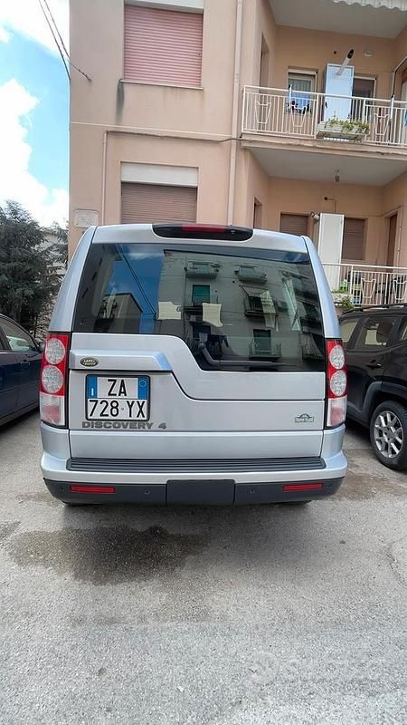 Usata Land Rover Discovery 4 245 CV (180 kW) 2010 Grigio SUV
