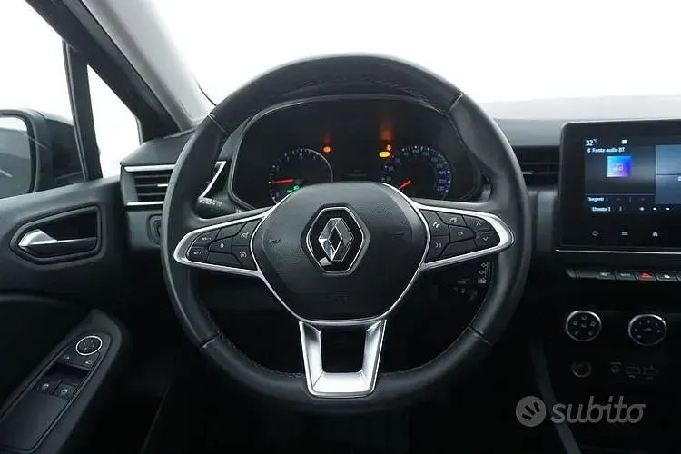 Usata Renault Clio V Equilibre 91 CV (66 kW) 2023 Grigio Berlina