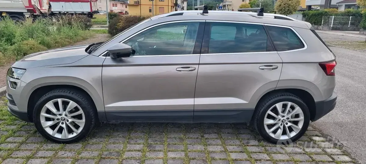 Usata Skoda Karoq Style 116 CV (85 kW) 2018 Grigio SUV