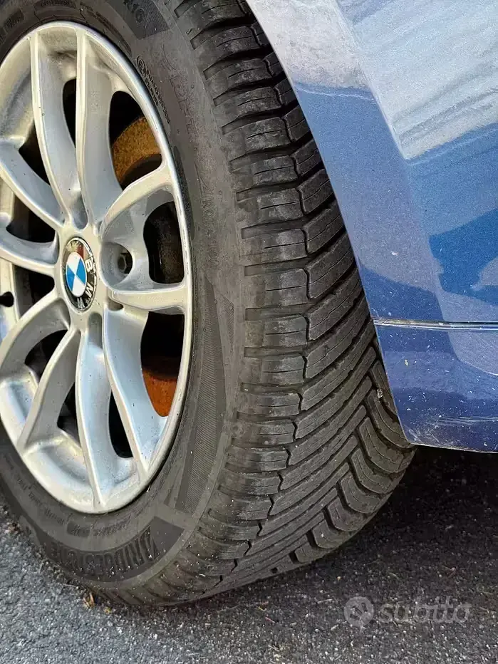 Usata BMW 118 143 CV (105 kW) 2010 Bluazzurro Utilitaria