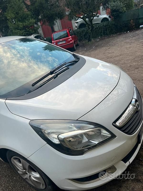 Usata Opel Meriva 120 CV (88 kW) 2015 Bianco Monovolume