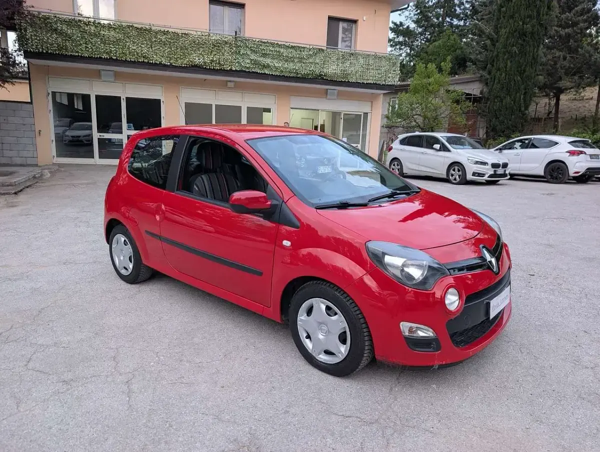 Usata Renault Twingo 75 CV (55 kW) 2013 Rosso Utilitaria