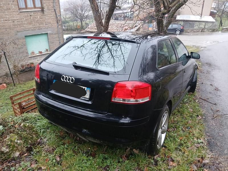 Usata Audi A3 105 CV (77 kW) 2006 Nero Utilitaria